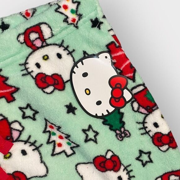 Hello Kitty “Christmas Trees” Fuzzy Soft Touch Pajama Pants Womens size Large - Picture 9 of 12
